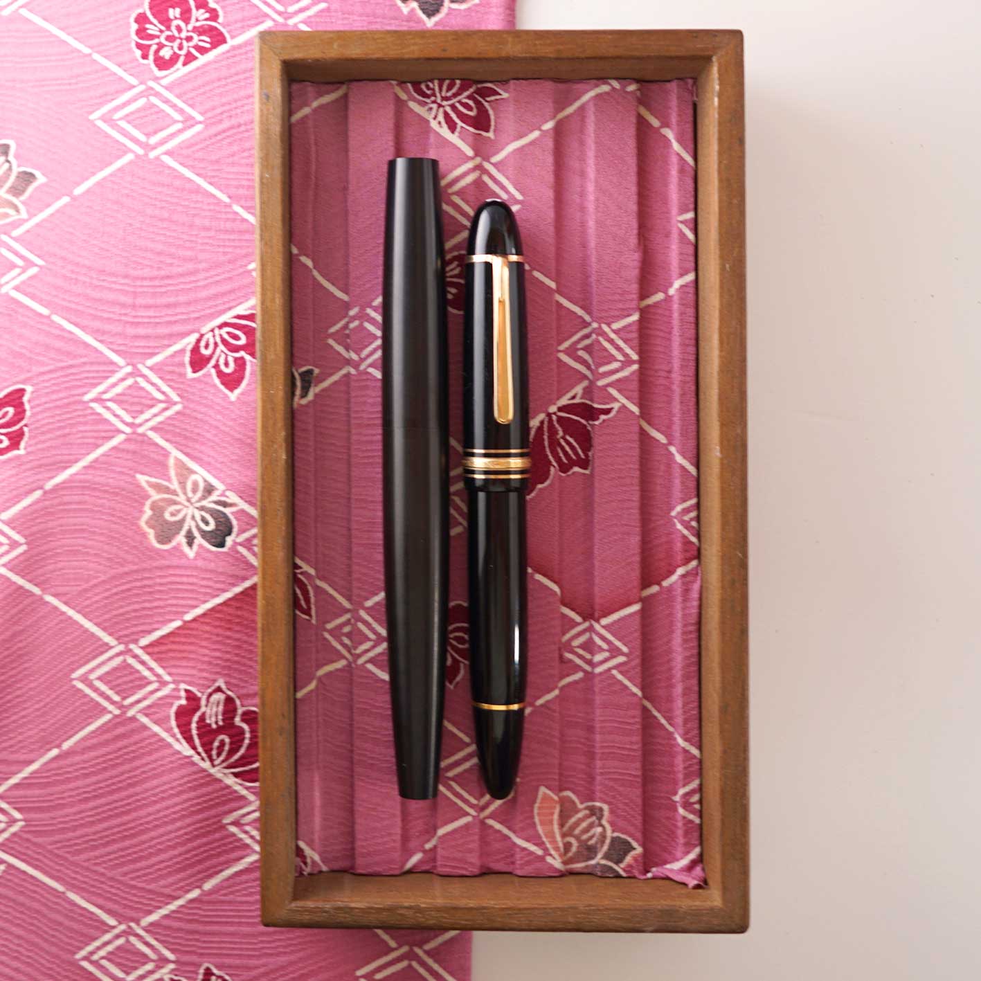 Kimono pen tray #01
