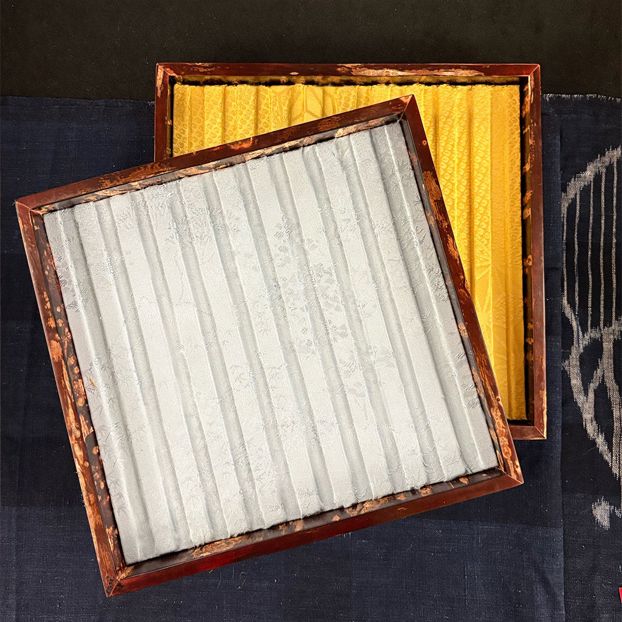 Sakura Bark pen tray #001
