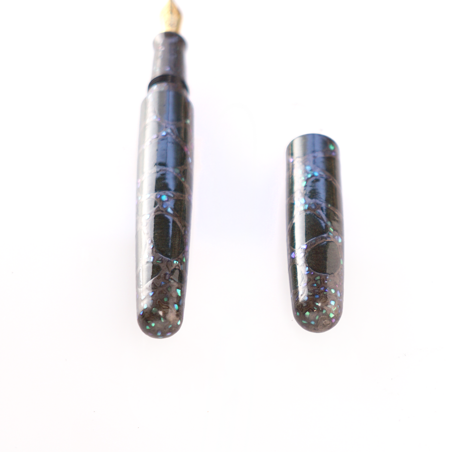 seY   螺鈿  raden fountain pen  /lake surface  湖面 / (r02)
