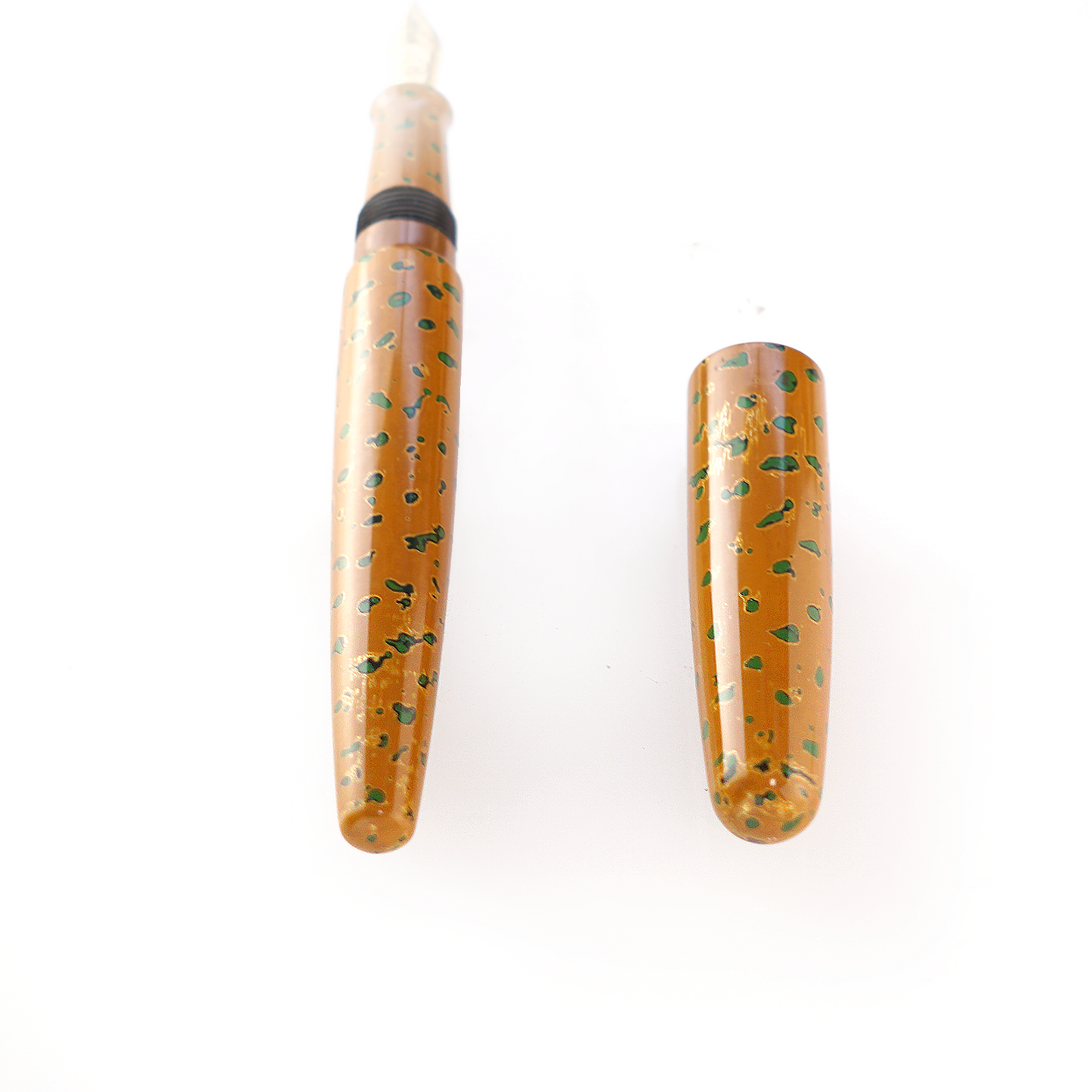 seY 津軽塗 tsugarunuri fountain pen /Yellow and green / tsu001