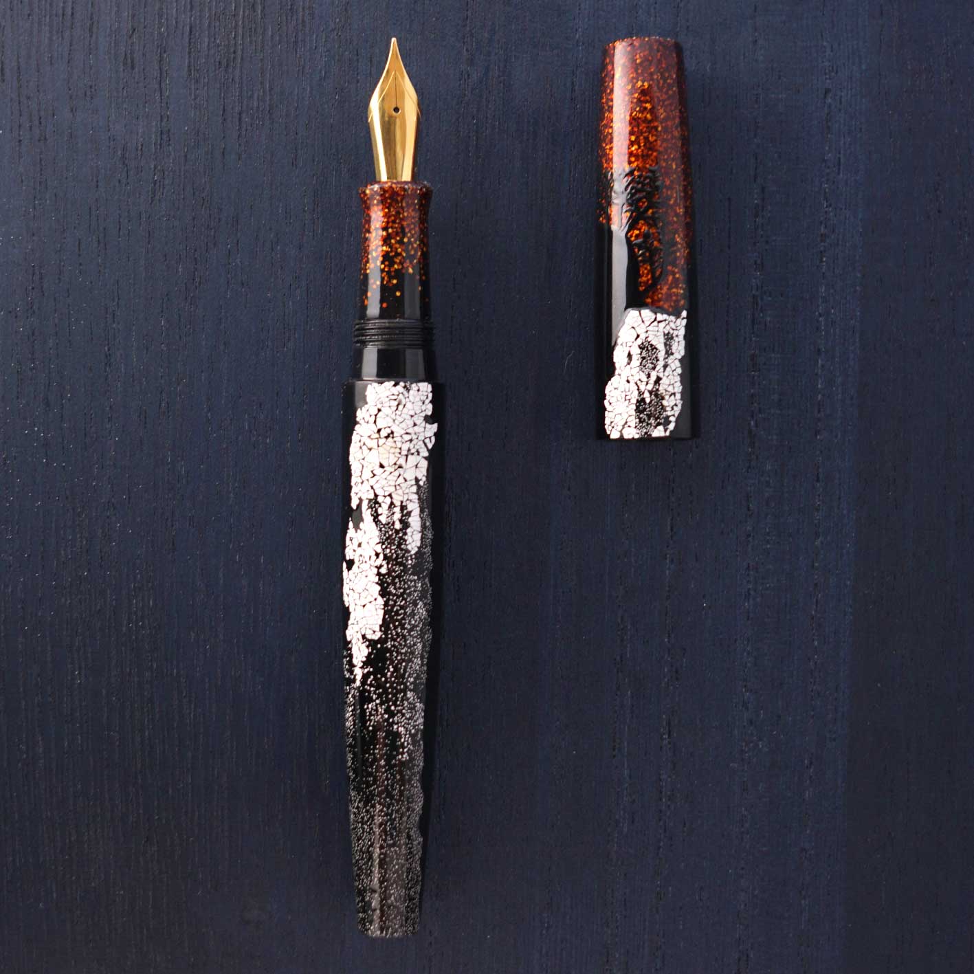 seY   卵殻  rankaku fountain pen  / A waterfall in the dark of night (R003)