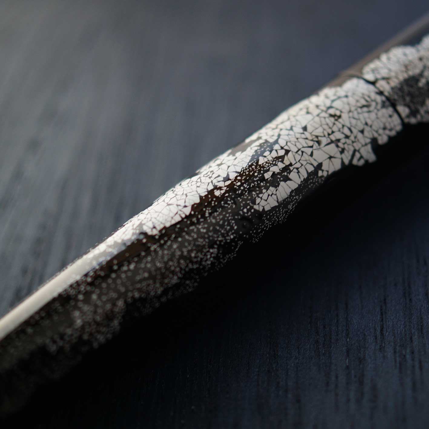 seY   卵殻  rankaku fountain pen  / A waterfall in the dark of night (R003)