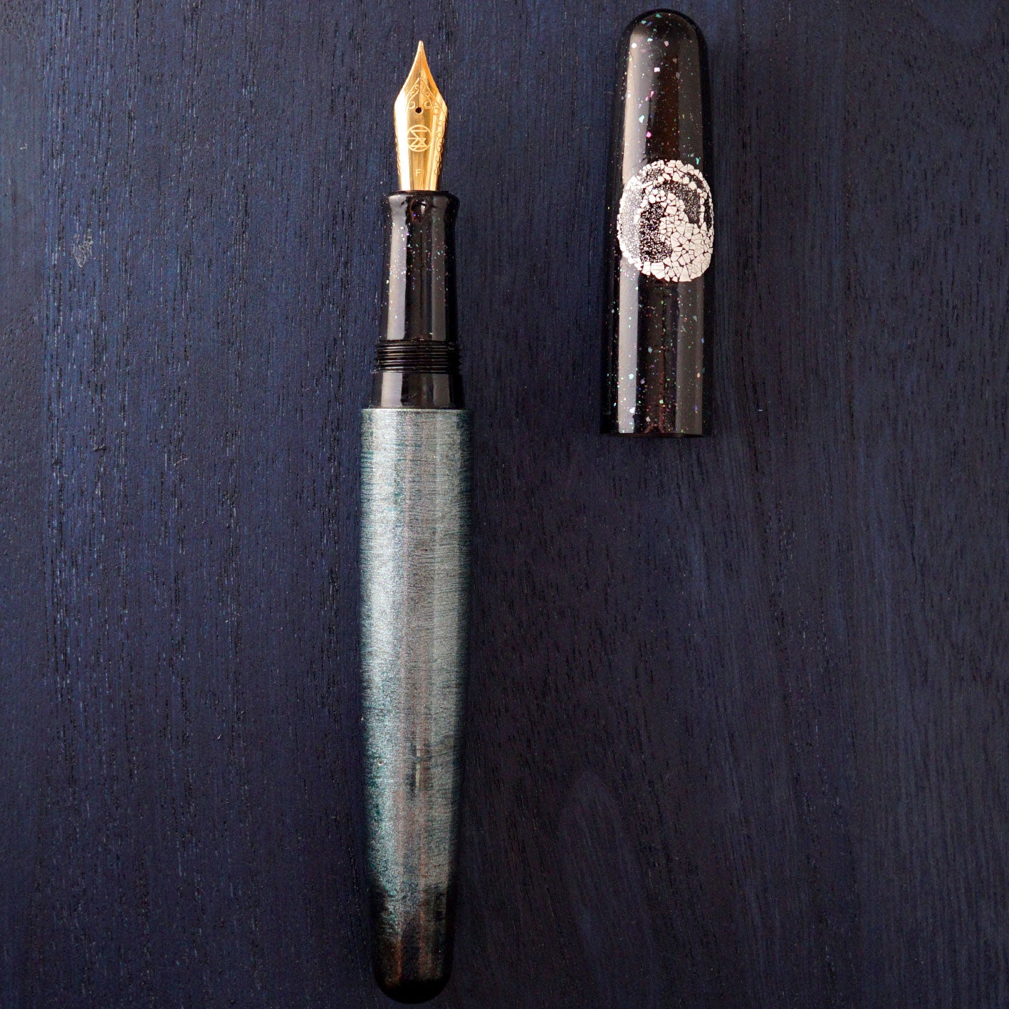 seY   卵殻  rankaku fountain pen  / Claire de lune　（R001）