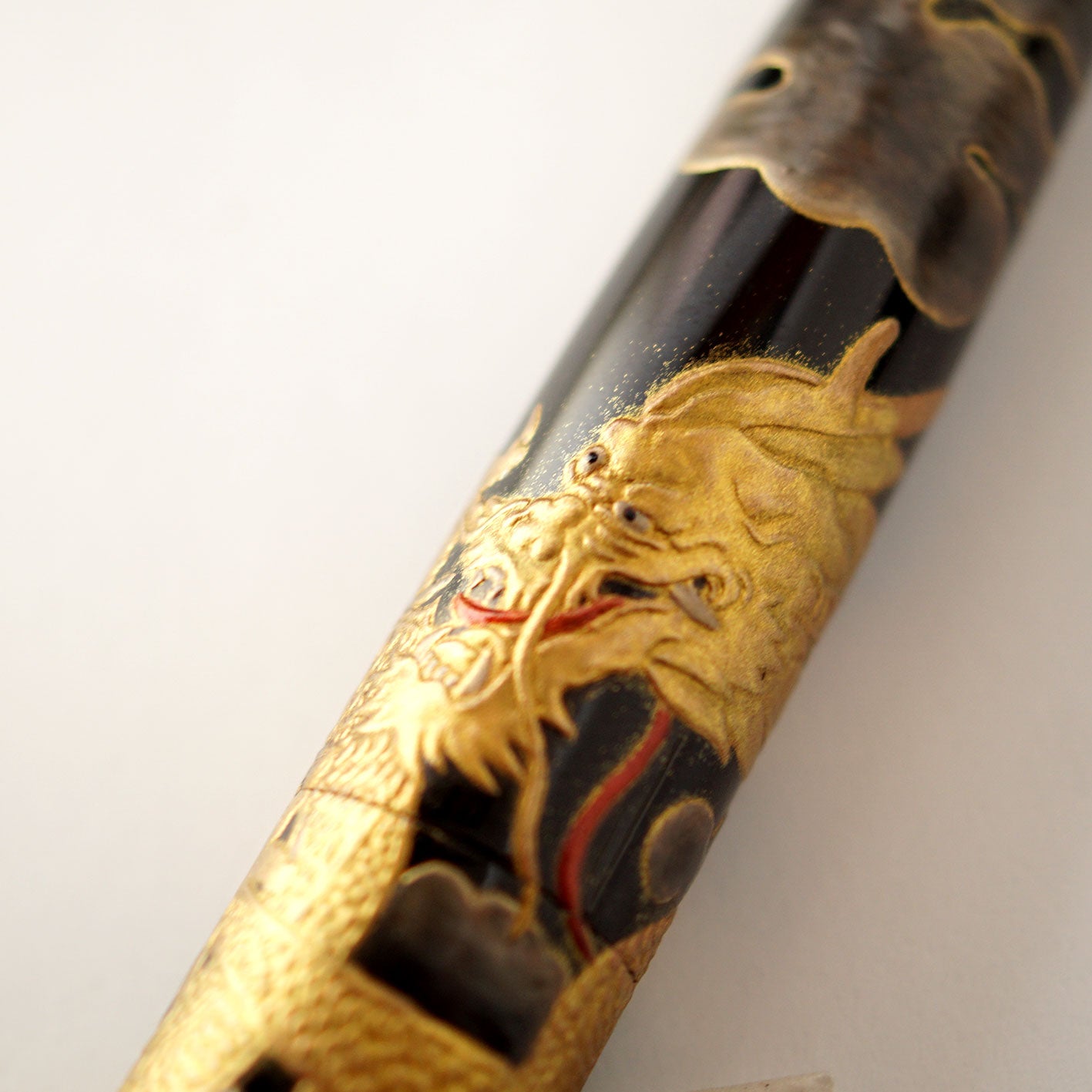 seY   蒔絵  makie fountain pen  /golden dragon  万年筆　（M03）