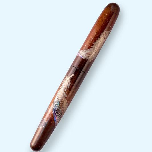 seY   蒔絵  makie fountain pen  / 　The lightness of raden feathers