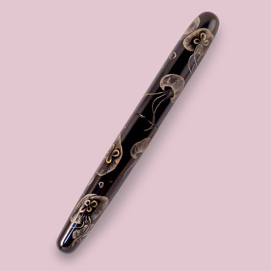 seY   沈金  chinkin fountain pen  / Kurage in the deep sea 　（chi005）